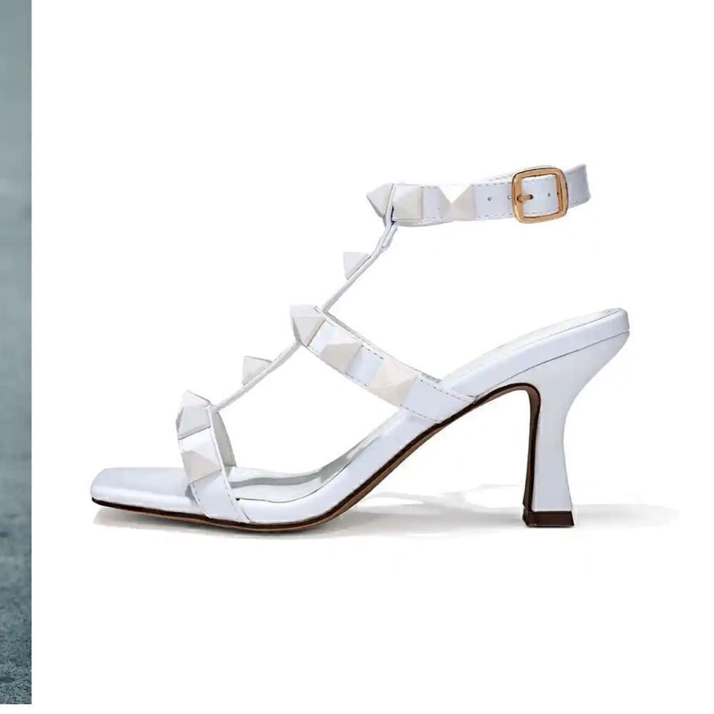 Shushop white studded kitten heel size 8.5